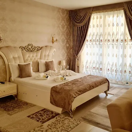 Dalia - 3*