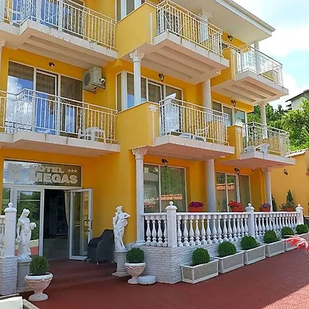 Dalia - 3*